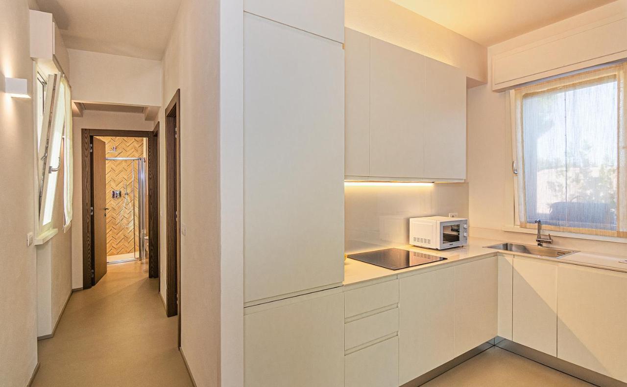 Sea Holidays Apartment Марина-ди-Пьетрасанта Экстерьер фото